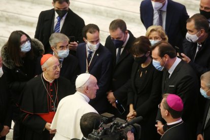 Su Santidad el Papa Francisco celebra una audiencia general en el que recibe al alcalde de Valladolid, Óscar Puente, y al arzobispo de la Diócesis vallisoletana, Ricardo Blázquez. - ICAL