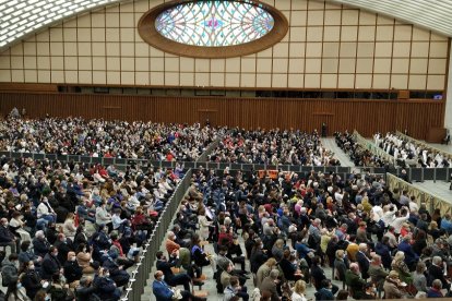 Su Santidad el Papa Francisco celebra una audiencia general en el que recibe al alcalde de Valladolid, Óscar Puente, y al arzobispo de la Diócesis vallisoletana, Ricardo Blázquez. - ICAL