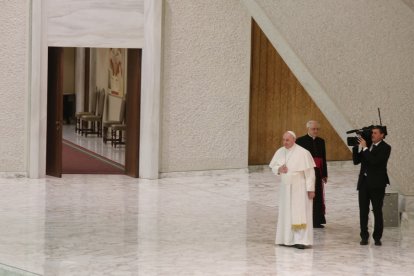 Su Santidad el Papa Francisco celebra una audiencia general en el que recibe al alcalde de Valladolid, Óscar Puente, y al arzobispo de la Diócesis vallisoletana, Ricardo Blázquez. - ICAL