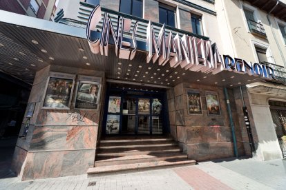 Cine Mantería en el barrio San Andrés-Caño Argales que cerró en 2012-. AYUNTAMIENTO VALLADOLID