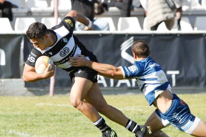 Partido entre el SilverStorm El Salvador y La Vila en Pepe Rojo. / J. M. LOSTAU