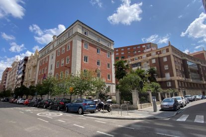 Calle Bailén con Gamazo en el barrio de San Andrés-Caño Argales.- J.M. LOSTAU.