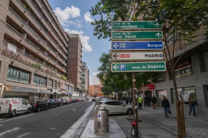 Calle General Ruiz en el barrio de San Andrés-Caño Argales.- J.M. LOSTAU.