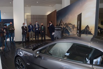 Presentación de la novena edición en el concesionario de Renault. / M. G. E.