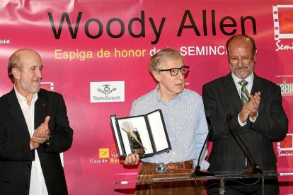 Angulo, Allen y Leon de la Riva