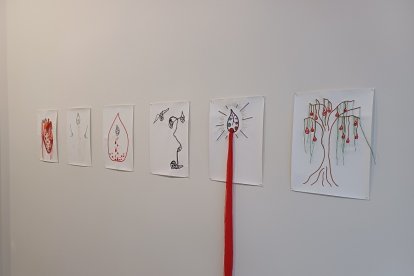 Una imagen con los bordados de Laura Lis