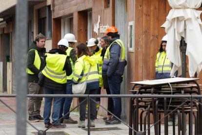 Muere un trabajador en un accidente laboral en las obras de la red de calor de Villa de Prado en Valladolid.-J. M. LOSTAU