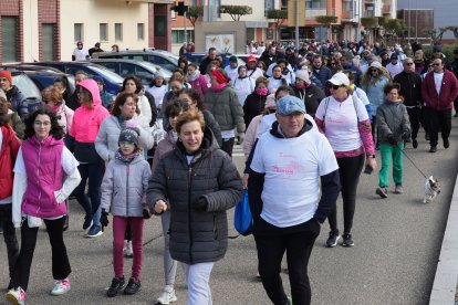 XII Edición de 'Arroyo en Marcha', carrera que recauda fondos contra el cáncer en Arroyo de la Encomienda - J.M. LOSTAU