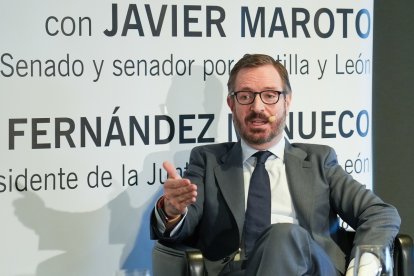 Javier Maroto, Vicepresidente Primero del Senado en el Club de Prensa El Mundo – Diario de Castilla y León ‘Conversaciones Políticas con Javier Maroto'. -J.M. LOSTAU.