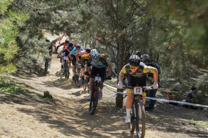 Segunda prueba de la Copa de España BTT en el Cerro de las Contiendas de Valladolid. / JM LOSTAU