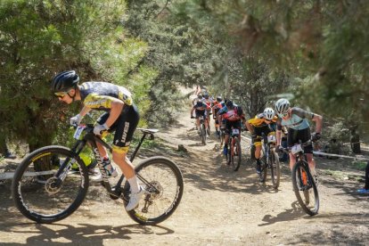 Segunda prueba de la Copa de España BTT en el Cerro de las Contiendas de Valladolid. / JM LOSTAU