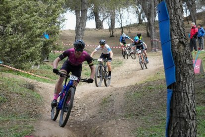 Segunda prueba de la Copa de España BTT en el Cerro de las Contiendas de Valladolid. / JM LOSTAU