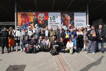 Imagen de familia de la presentación del Salón del Cómic y el Manga en la Feria de Valladolid. J.M. LOSTAU.