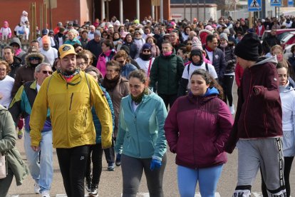 XII Edición de 'Arroyo en Marcha', carrera que recauda fondos contra el cáncer en Arroyo de la Encomienda - J.M. LOSTAU
