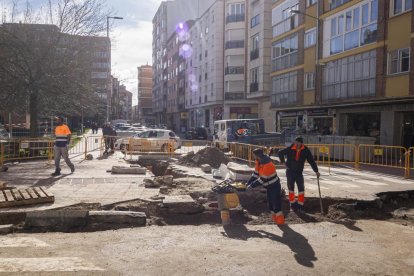 Obras en las calles Nicasio Pérez, Cerámica y Doctor Montero - PHOTOGENIC