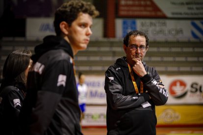 Porriño-Caja Rural Aula. / LOF