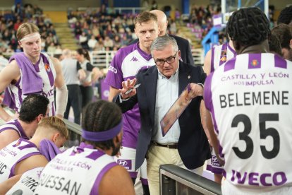 UEMC Real Valladolid-Alega Cantabria. / LOSTAU
