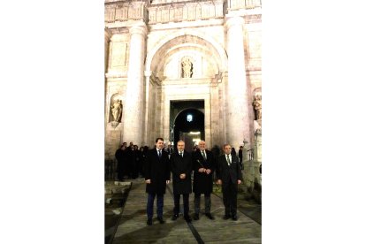 El periodista Luis Jaramillo pronuncia el pregón de la Semana Santa de Valladolid 2024.-ICAL