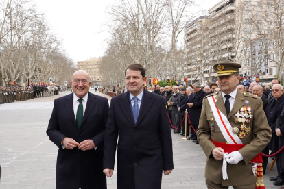 El rey preside el acto por el 375 aniversario del Regimiento de Caballería ‘Farnesio’ 12. Miriam Chacón / ICAL .