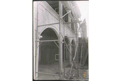 Construcción de la Casa Museo Colón de la Calle Colón de Valladolid en los años 70 - ARCHIVO MUNICIPAL