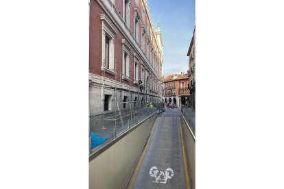 Obras en la Casa Consistorial de Valladolid desde la calle Manzana - E.M.