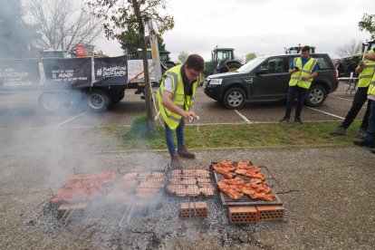 Parrillada de los manifestantes.- PHOTOGENIC