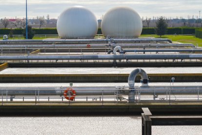 Depuradora de aguas residuales en el Camino Viejo de Simancas (EDAR). -J.M.LOSTAU