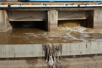 Depuradora de aguas residuales en el Camino Viejo de Simancas (EDAR). -J.M.LOSTAU