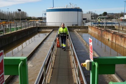 Depuradora de aguas residuales en el Camino Viejo de Simancas (EDAR). -J.M.LOSTAU