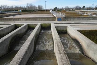 Depuradora de aguas residuales en el Camino Viejo de Simancas (EDAR). -J.M.LOSTAU