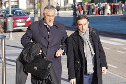 Primera sesión del juicio en Valladolid del caso conocido como 'Perla Negra', en el que se sientan en el banquillo de los acusados doce ex altos cargos de la Junta de Castilla y León y empresarios. -PHOTOGENIC