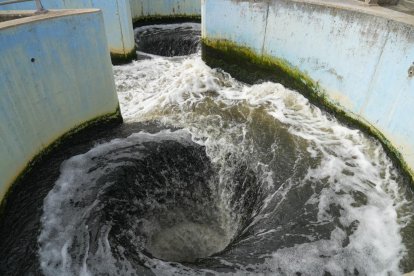 Depuradora de aguas residuales en el Camino Viejo de Simancas (EDAR). -J.M.LOSTAU