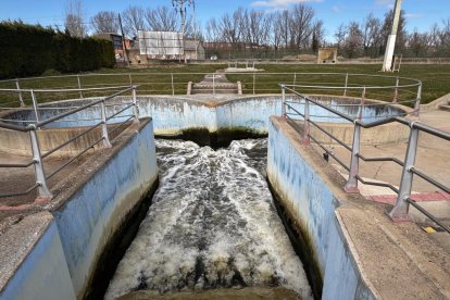Depuradora de aguas residuales en el Camino Viejo de Simancas (EDAR). -J.M.LOSTAU