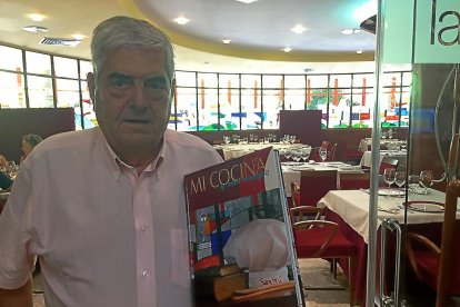 ZAMORA / REST. SANCHO Mariano Rodríguez  San León es uno de los genios de la cocina tradicional al frente de los fogones del Rey Don Sancho y Sancho 2. Su inquietud, además, le ha llevado a diseñar jornadas de intercambio con restaurantes de otras comunidades, incluso ha recogido en una publicación recetas de guisos perdidos.