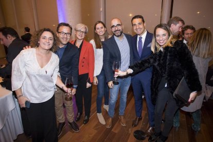 Chelo Miñana, Alberto Guadarrama, Rosa Arias, María Argüelles, Javier Prieto, Roberto Sanz y Teresa Muñoz.