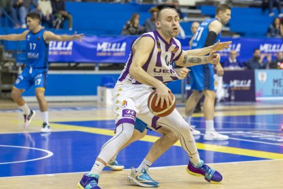 Encuentro entre el UEMC Real Valladolid y Melilla