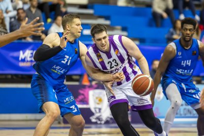 Encuentro entre el UEMC Real Valladolid y Melilla