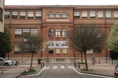 Colegio de educación infantil y primaria Ponce de León de la calle Padre Francisco Suárez de Valladolid