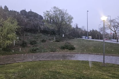 Nieve durante el Martes Santo