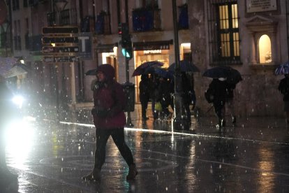 Nieve en el centro durante el Martes Santo