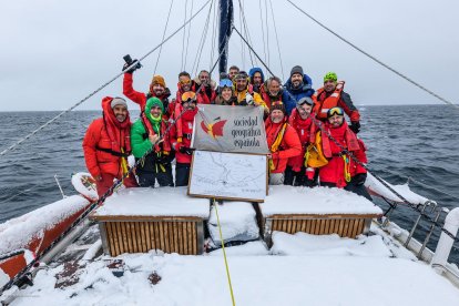 Antonio de la Rosa en el círculo polar antártico