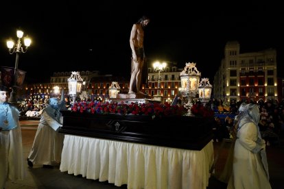 Procesión general de la Sagrada Pasión del Redentor, de la Semana Santa de Valladolid.