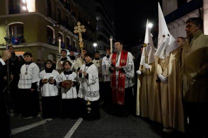 Procesión general de la Sagrada Pasión del Redentor, de la Semana Santa de Valladolid.