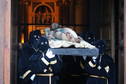 Actos del Santo Entierro