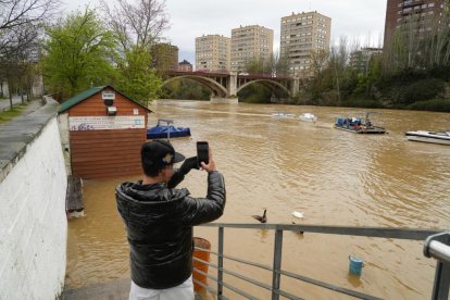 Crecida del río Pisuerga a la altura de Las Moreras