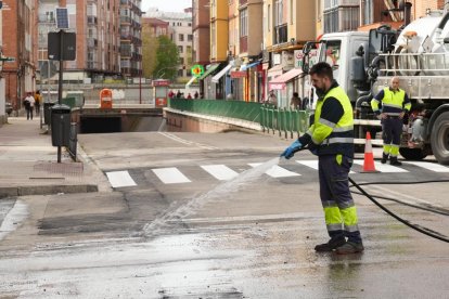 Preparativos para la apertura del túnel de Vadillos después de las obras. J.M.LOSTAU
