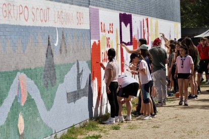 Reunión de grupo de Scouts en Laguna de Duero.