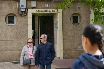 Imagen de un portal de la calle de los Alamillos en Valladolid