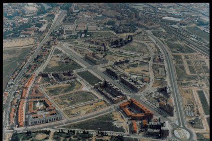 Una imagen aérea de la Cañada Real en la década de 1980