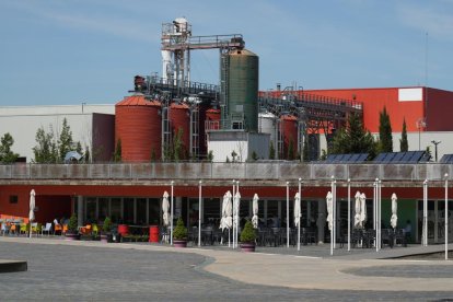 Cafetería del edificio de Propuestas Ambientales Educativas (PRAE) en la Cañada Real
